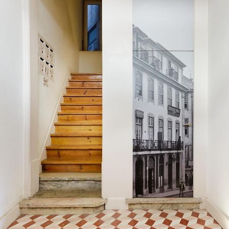 Update Urban Chic Flat In 19Th Century Building 2 Bedrooms & 2 Bathrooms & Ac Central Alfama District Лісабон Екстер'єр фото