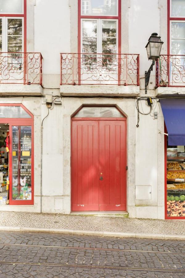 Update Urban Chic Flat In 19Th Century Building 2 Bedrooms & 2 Bathrooms & Ac Central Alfama District Лісабон Екстер'єр фото