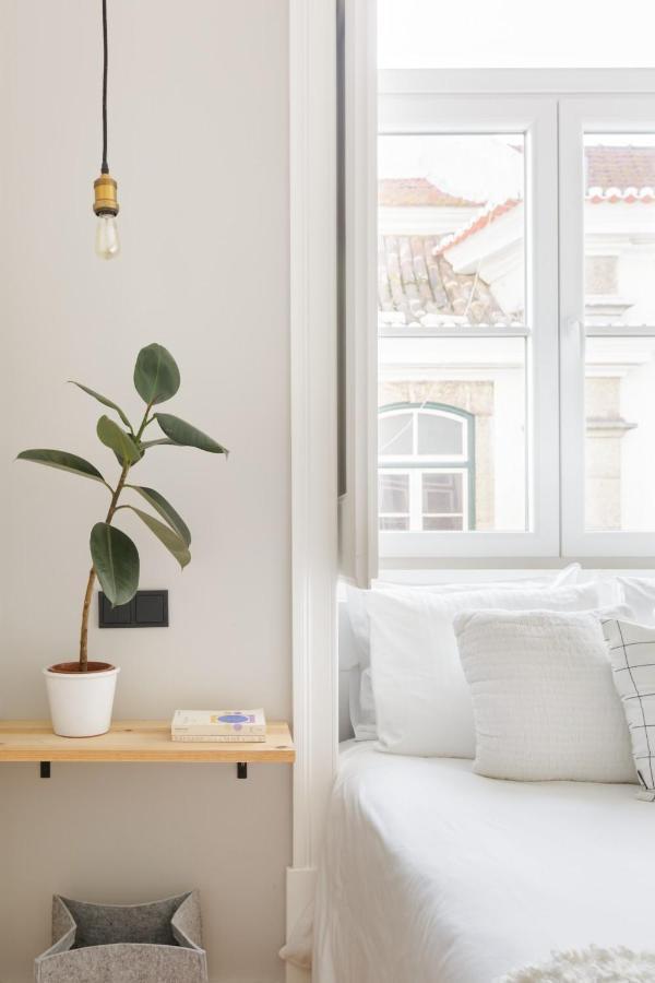 Update Urban Chic Flat In 19Th Century Building 2 Bedrooms & 2 Bathrooms & Ac Central Alfama District Лісабон Екстер'єр фото