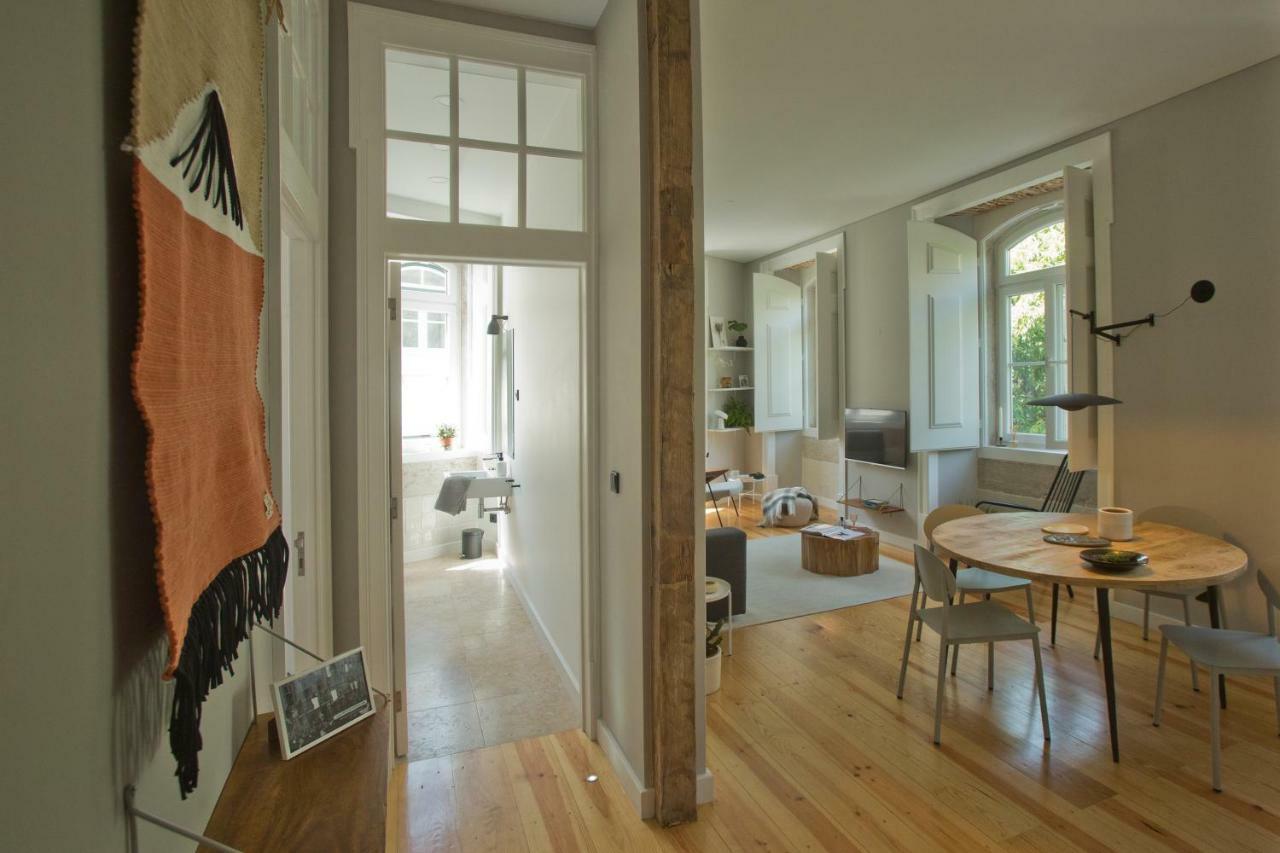 Update Urban Chic Flat In 19Th Century Building 2 Bedrooms & 2 Bathrooms & Ac Central Alfama District Лісабон Екстер'єр фото