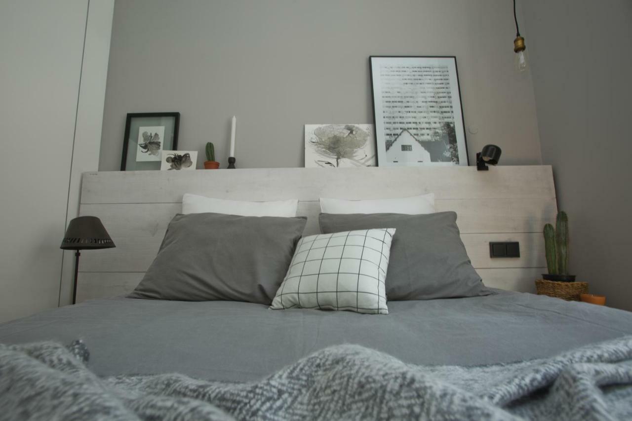 Update Urban Chic Flat In 19Th Century Building 2 Bedrooms & 2 Bathrooms & Ac Central Alfama District Лісабон Екстер'єр фото