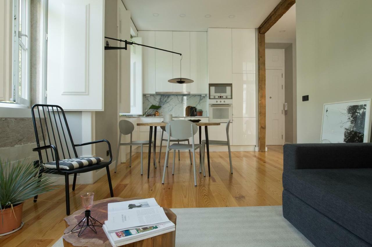 Update Urban Chic Flat In 19Th Century Building 2 Bedrooms & 2 Bathrooms & Ac Central Alfama District Лісабон Екстер'єр фото